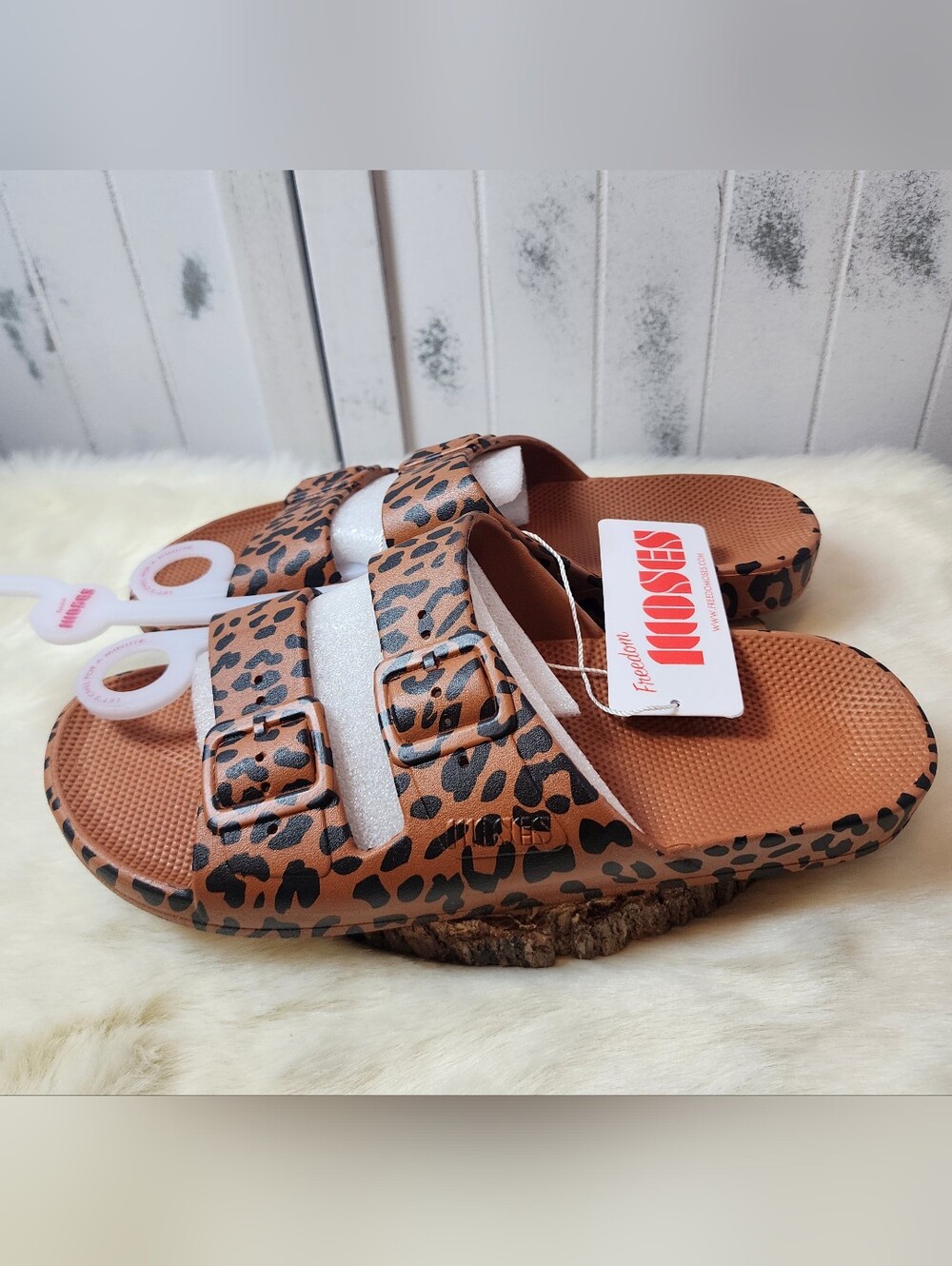 Freedom Moses Leo Slide Sandals - Picture 4 of 8